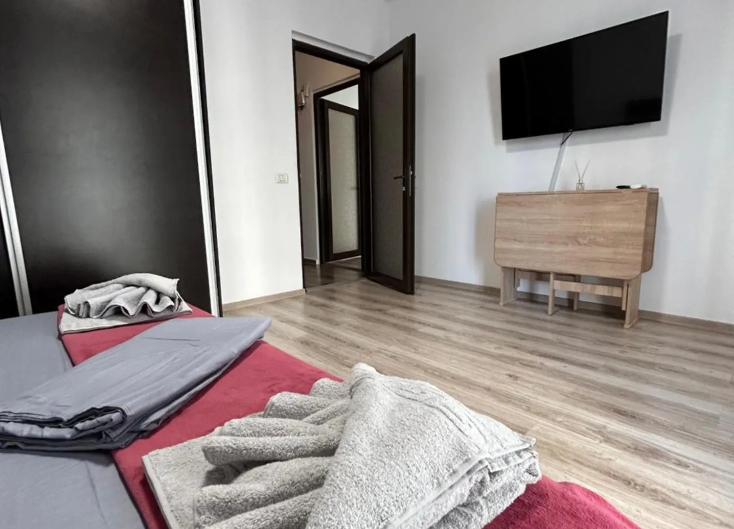 Apartment Elegant Studio Getaway At Exigent Plaza - 09 Bucharest Romania